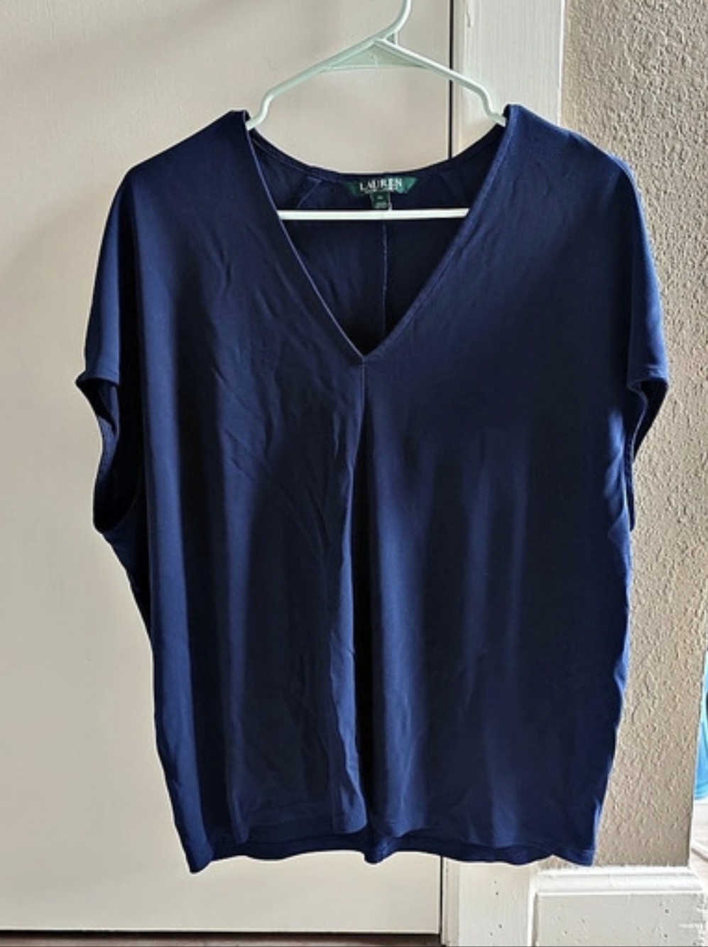 Lauren Ralph Lauren Women's V-Neck Blouse in Blue Size Large